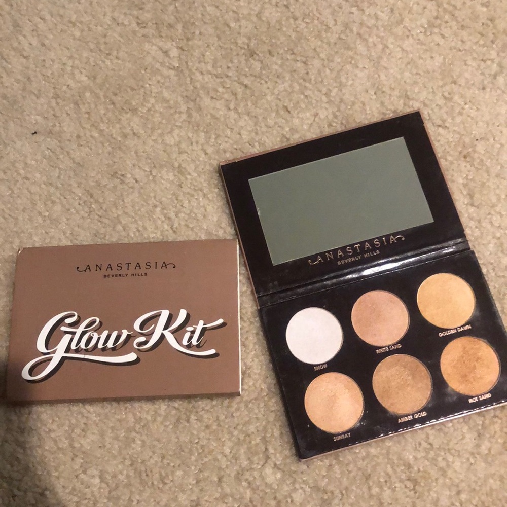 Anastasia highlight glow kit